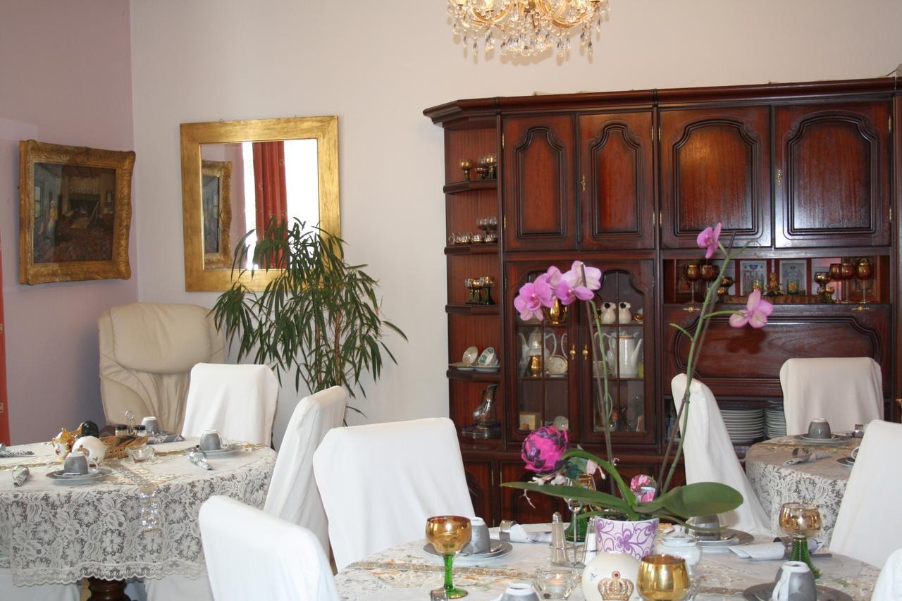 Hotel Attache Raunheim Εξωτερικό φωτογραφία