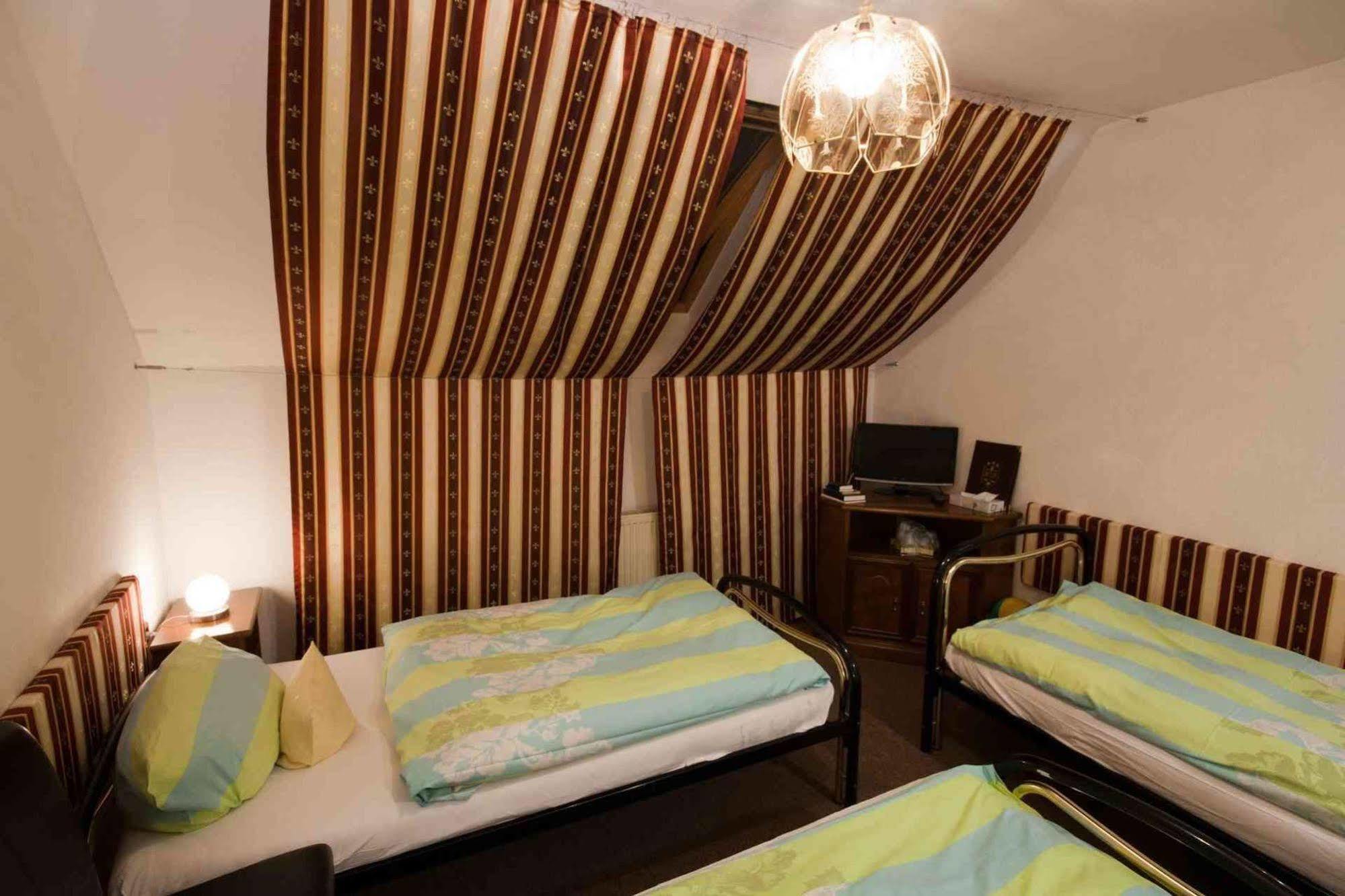 Hotel Attache Raunheim Εξωτερικό φωτογραφία