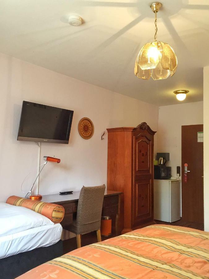 Hotel Attache Raunheim Εξωτερικό φωτογραφία