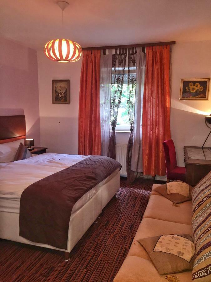 Hotel Attache Raunheim Εξωτερικό φωτογραφία