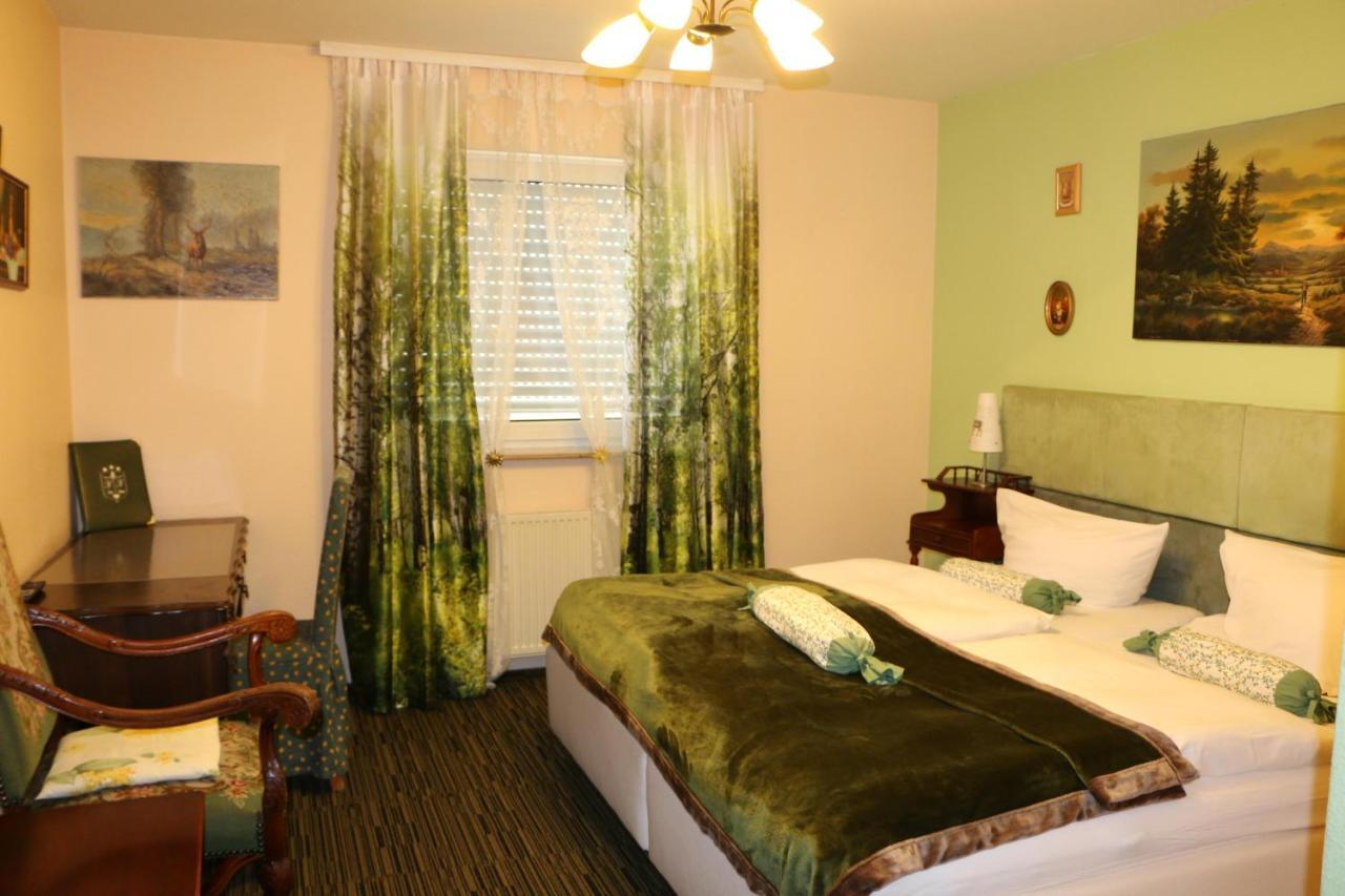 Hotel Attache Raunheim Εξωτερικό φωτογραφία